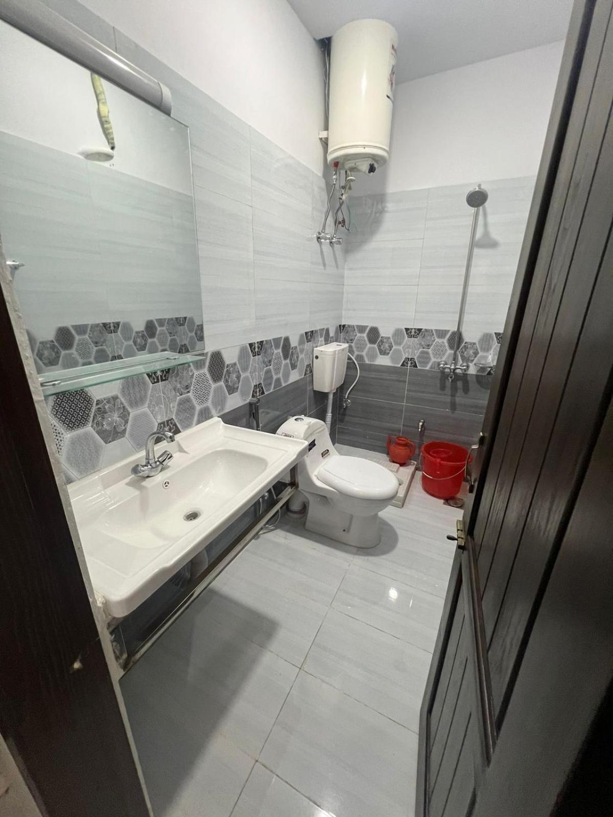 Kestrel Hotel Islamabad Ngoại thất bức ảnh